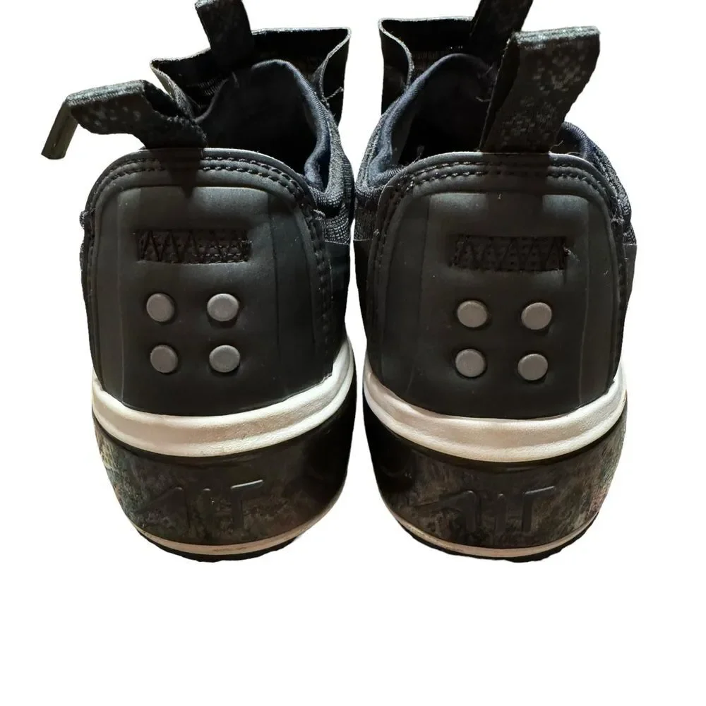 Nike Women's Black Air Max Dia Winter BQ9665-001 Size 8
